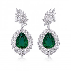esmeralda earrings
