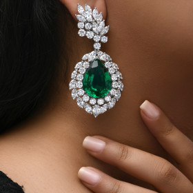 esmeralda earrings