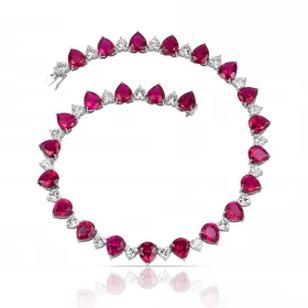 pera rosie necklace
