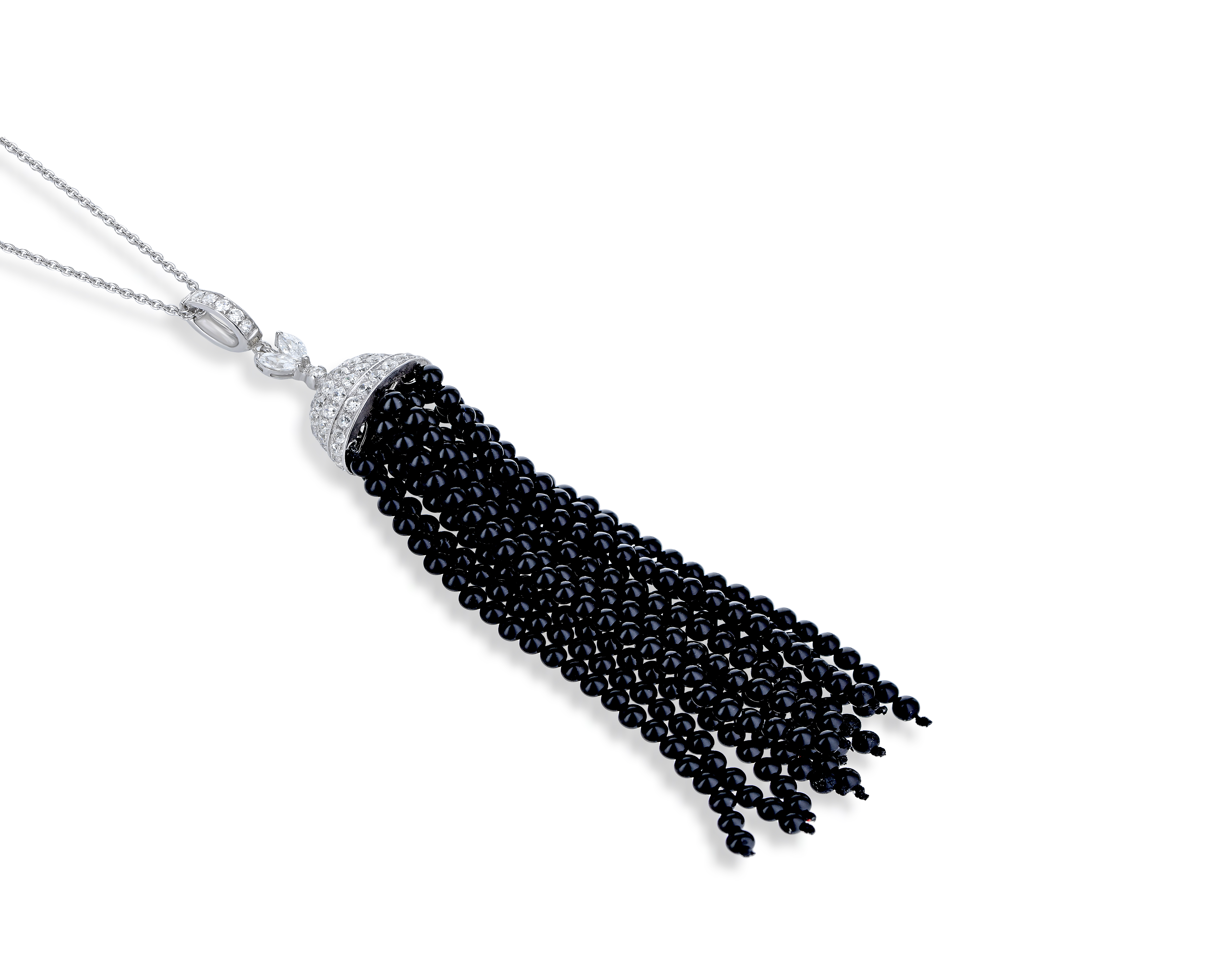 black idoma pendant