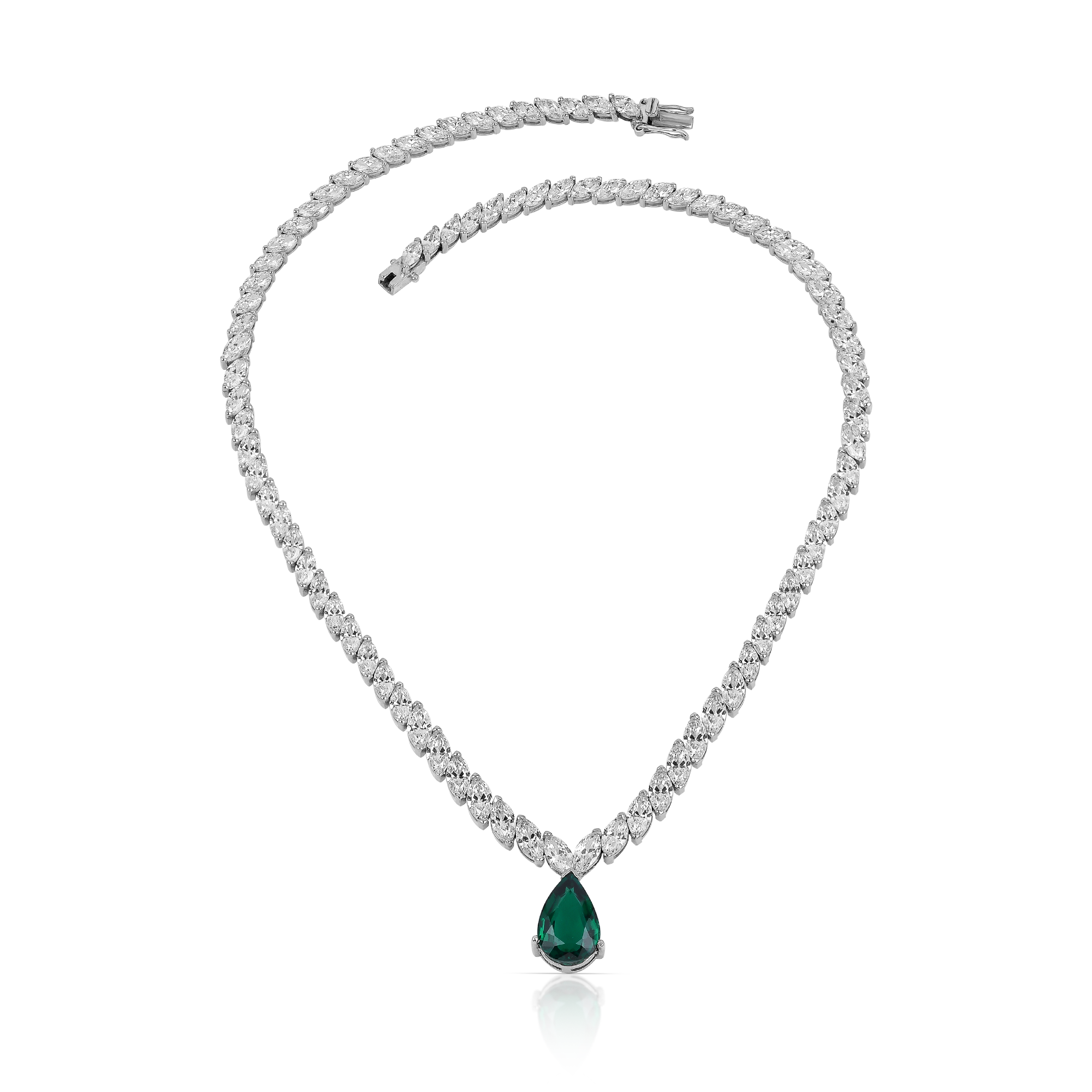pera verde necklace